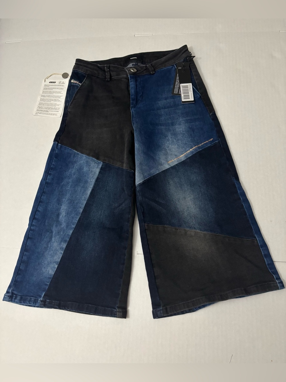 Diesel Girls's Wide Leg Jeans Size 9Y inseam 16.5”
